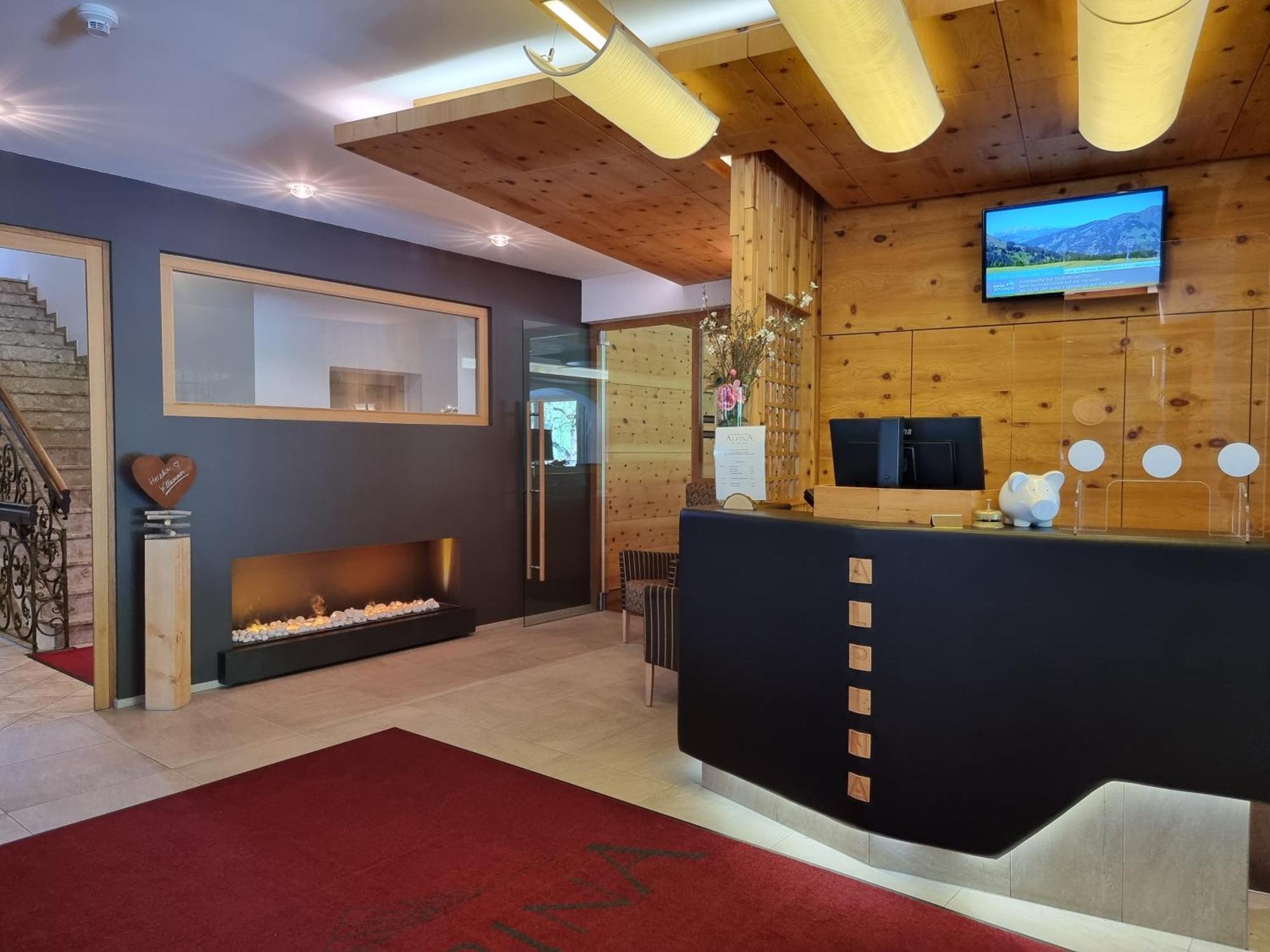 Hotel Alpina Раурис Екстериор снимка